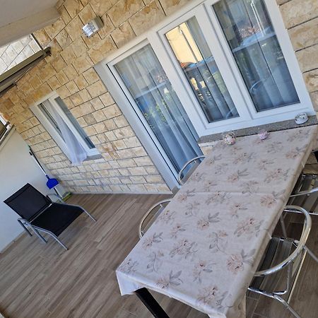 Apartments Mali Mate Tribalj Extérieur photo