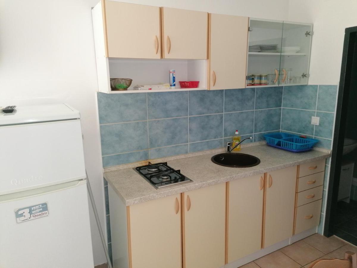 Apartments Mali Mate Tribalj Extérieur photo